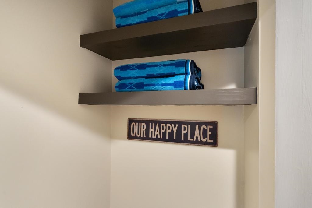 Petoskey, Michigan 49770, United States, 1 Bedroom Bedrooms, ,1 BathroomBathrooms,Residential,Active,241297