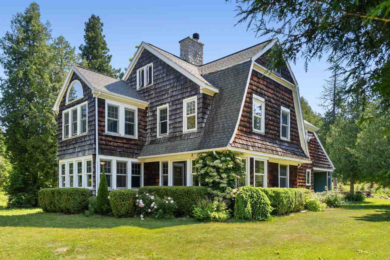 3923 Pine Cove Lane