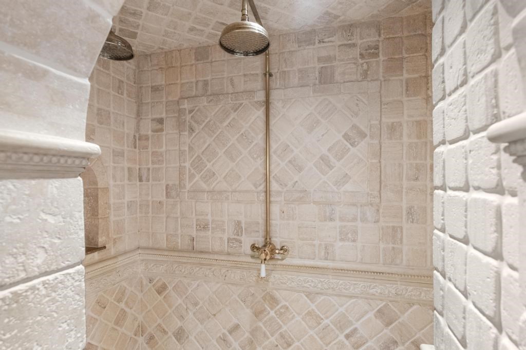 Charlevoix, Michigan 49720, United States, 8 Bedrooms Bedrooms, ,9 BathroomsBathrooms,Residential,Active,219399