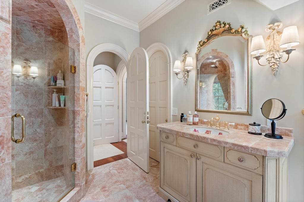 Charlevoix, Michigan 49720, United States, 8 Bedrooms Bedrooms, ,9 BathroomsBathrooms,Residential,Active,219399