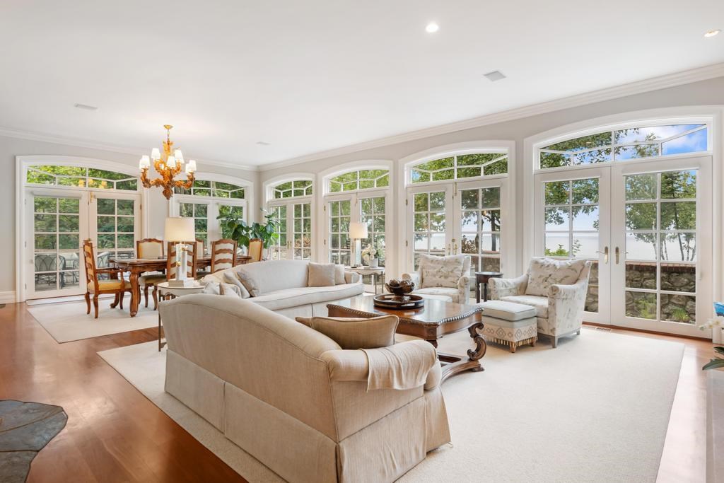 Charlevoix, Michigan 49720, United States, 8 Bedrooms Bedrooms, ,9 BathroomsBathrooms,Residential,Active,219399