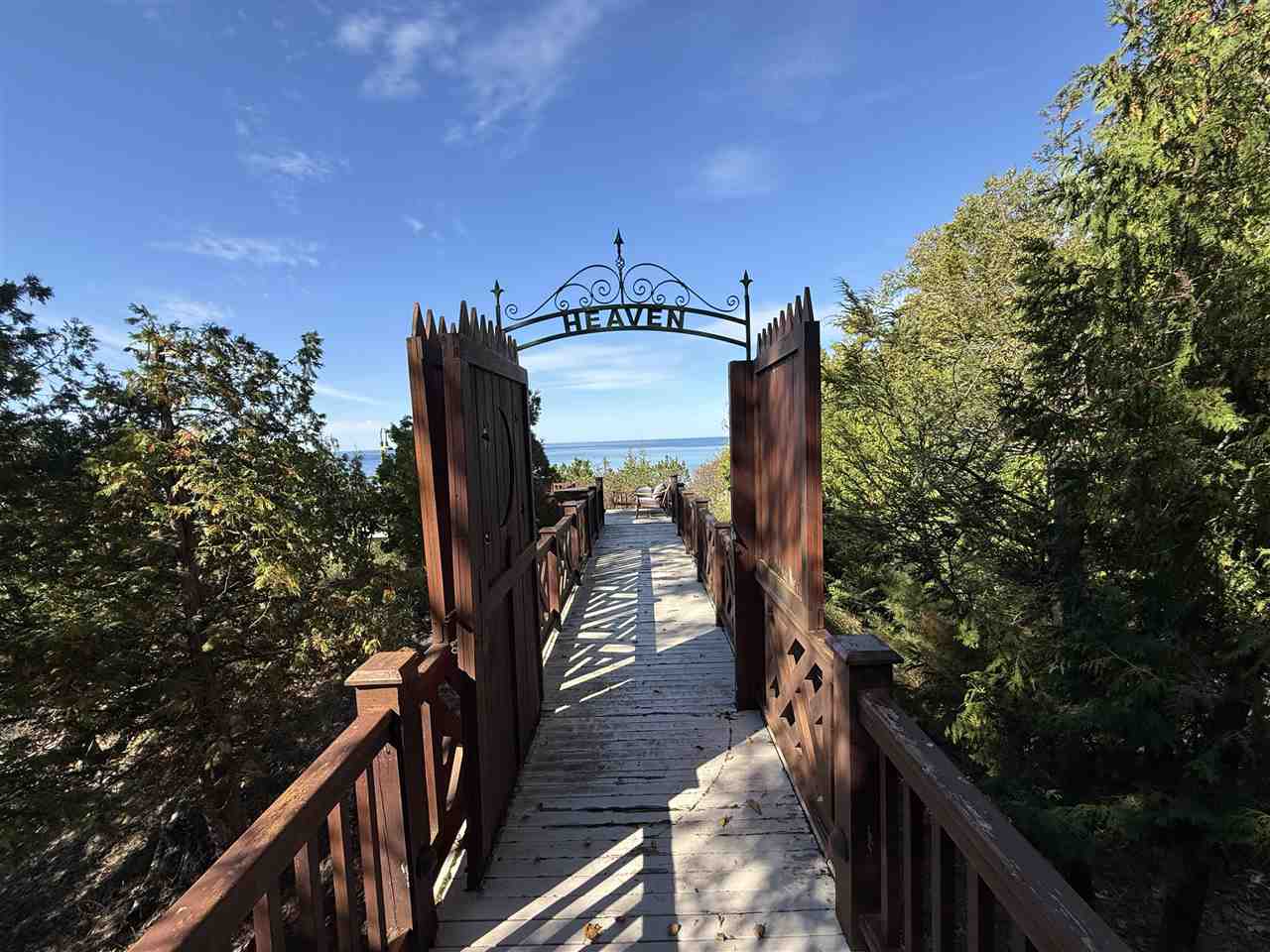 Charlevoix, Michigan 49720, United States, 8 Bedrooms Bedrooms, ,9 BathroomsBathrooms,Residential,Active,219399