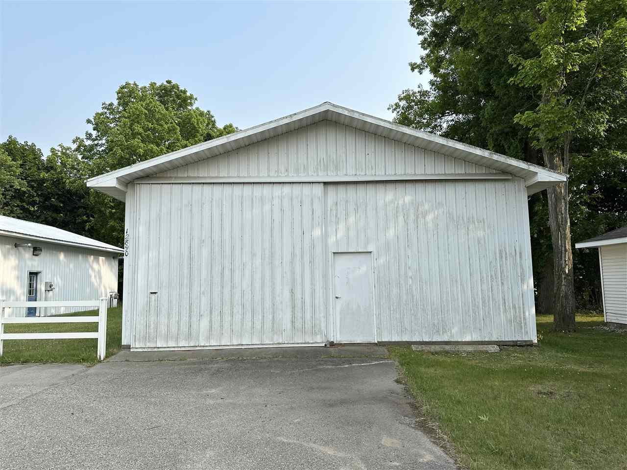 Charlevoix, Michigan 49720, United States, ,Commercial,Active,72367