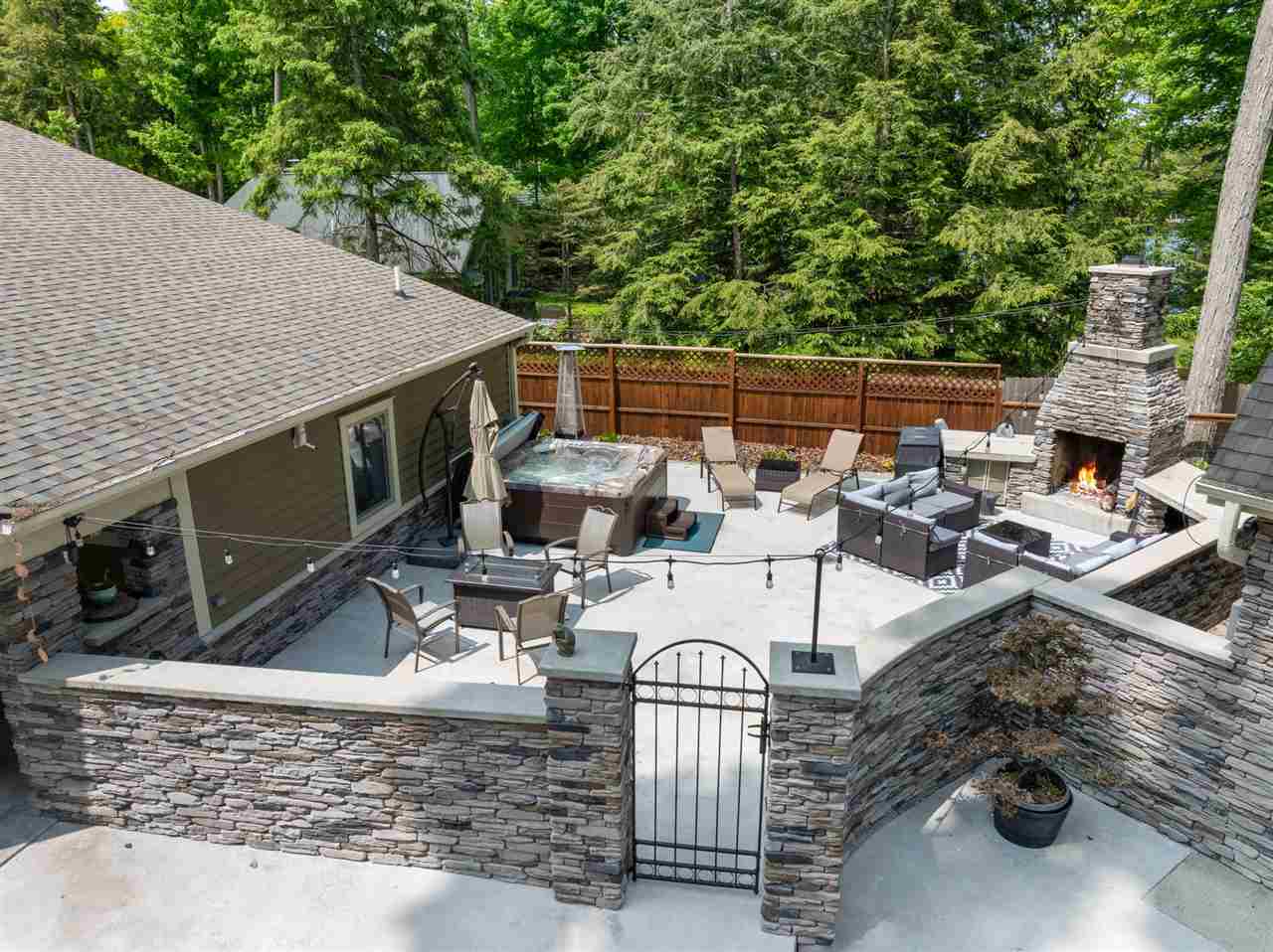 Alden, Michigan 49612, United States, 4 Bedrooms Bedrooms, ,3 BathroomsBathrooms,Residential,Active,145972