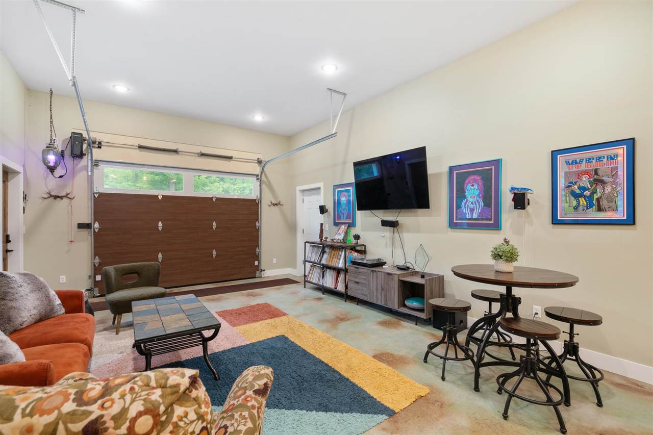 Alden, Michigan 49612, United States, 4 Bedrooms Bedrooms, ,3 BathroomsBathrooms,Residential,Active,145972