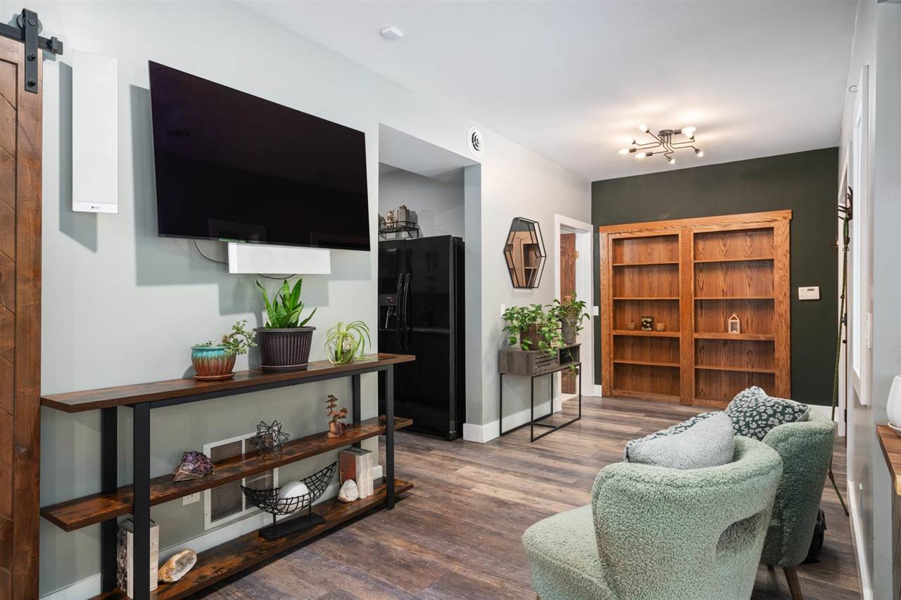 Alden, Michigan 49612, United States, 4 Bedrooms Bedrooms, ,3 BathroomsBathrooms,Residential,Active,145972