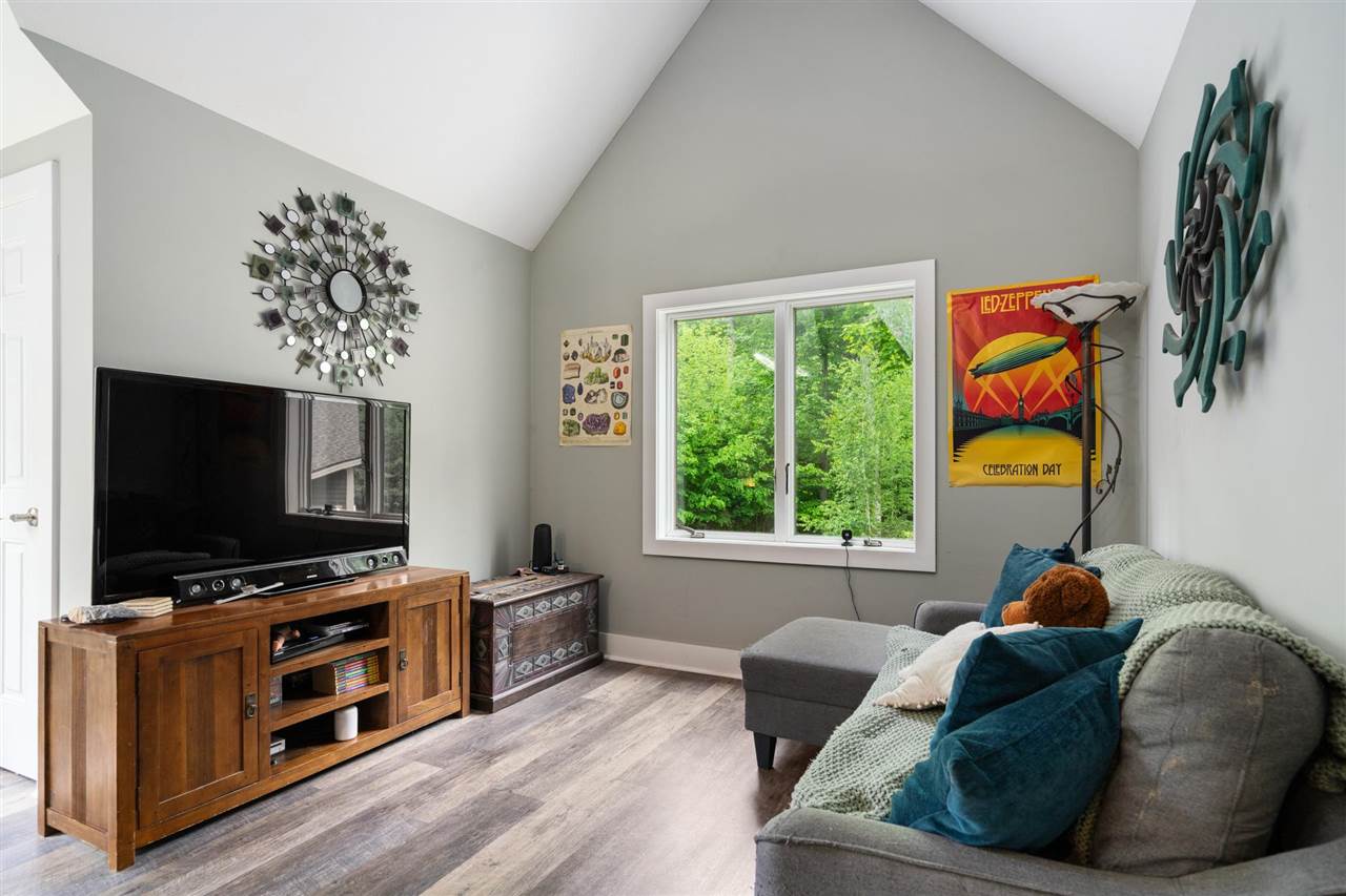 Alden, Michigan 49612, United States, 4 Bedrooms Bedrooms, ,3 BathroomsBathrooms,Residential,Active,145972