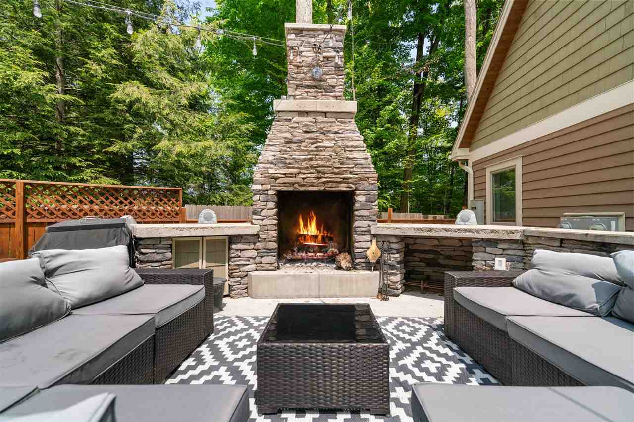 Alden, Michigan 49612, United States, 4 Bedrooms Bedrooms, ,3 BathroomsBathrooms,Residential,Active,145972