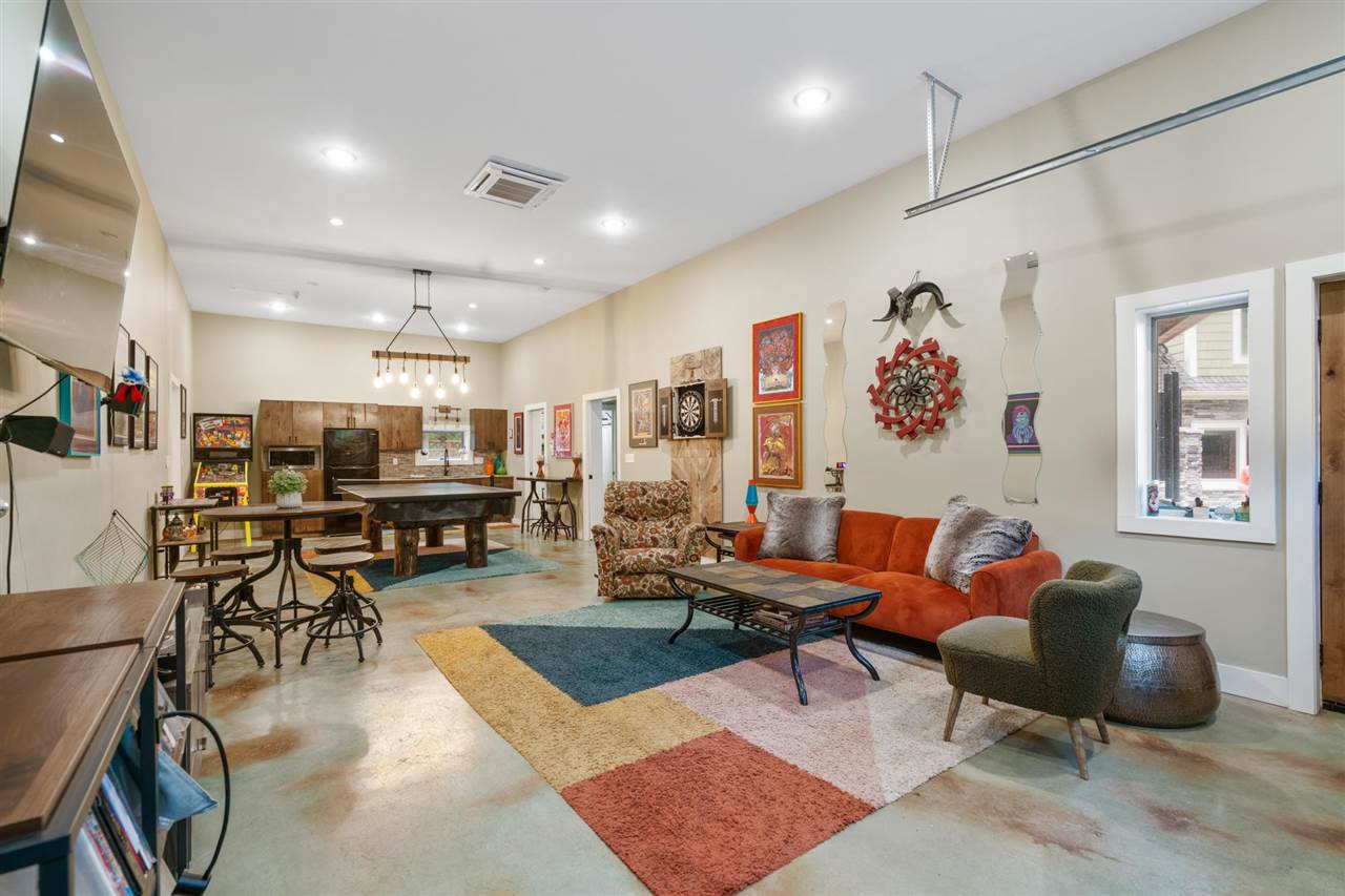 Alden, Michigan 49612, United States, 4 Bedrooms Bedrooms, ,3 BathroomsBathrooms,Residential,Active,145972