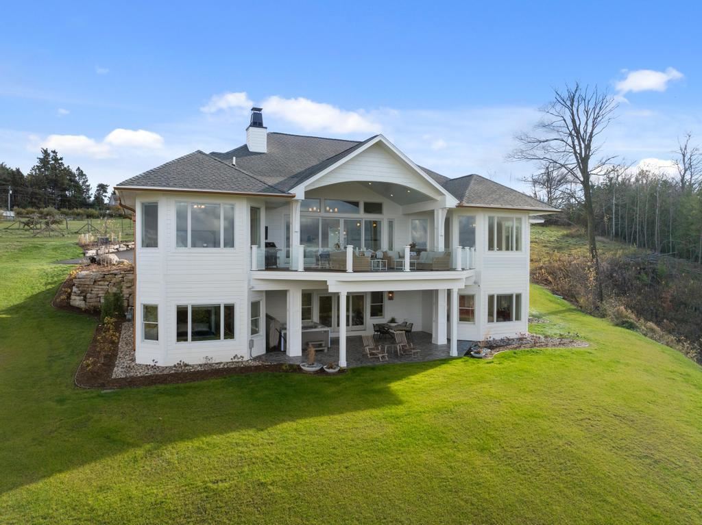 956 Hotchkiss Circle