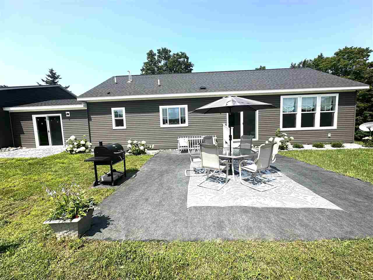 Boyne Falls, Michigan 49713, United States, 3 Bedrooms Bedrooms, ,2 BathroomsBathrooms,Residential,Active,178661