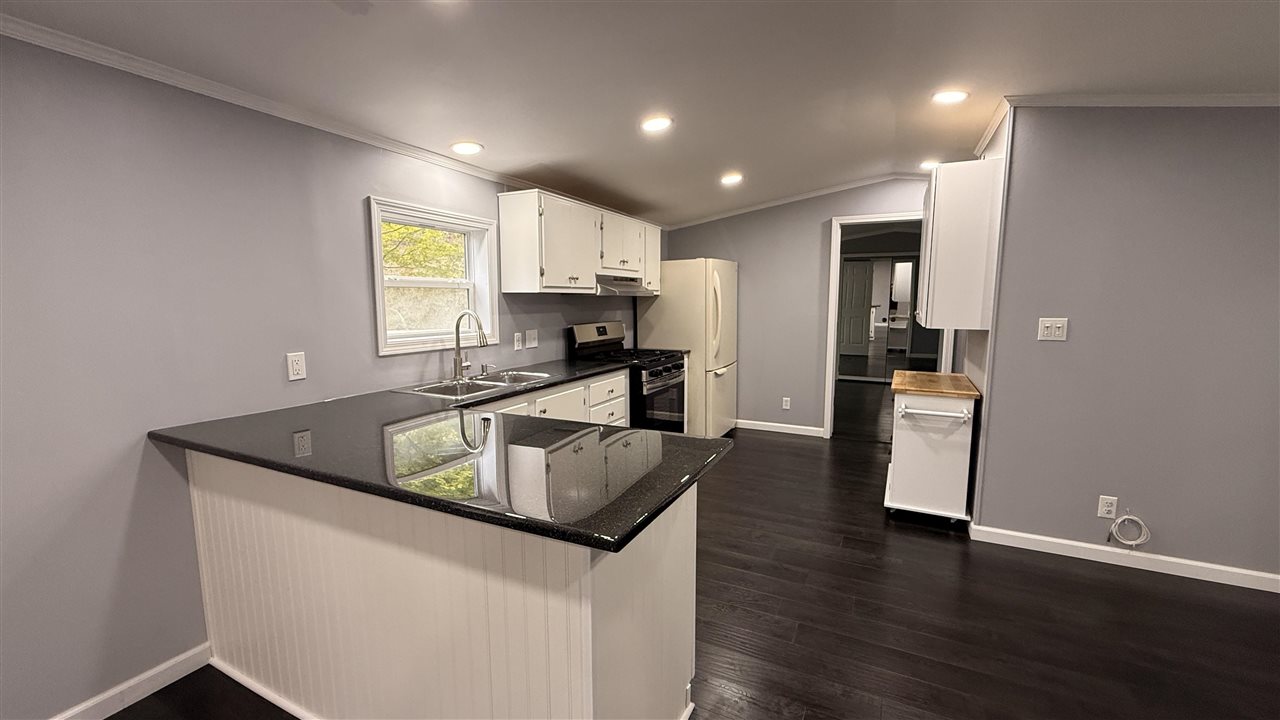 East Jordan, Michigan 49727, United States, 3 Bedrooms Bedrooms, ,2 BathroomsBathrooms,Residential,Active,227175