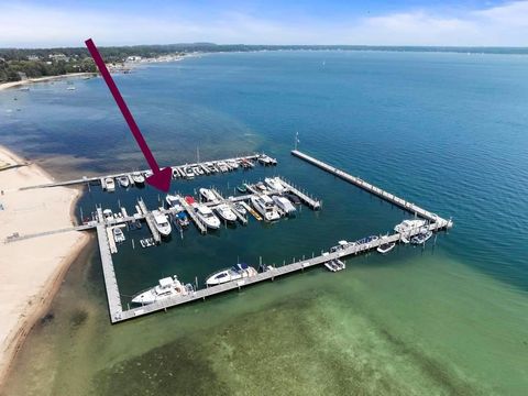 6044 Pine Lake Club Drive Charlevoix MI 49720