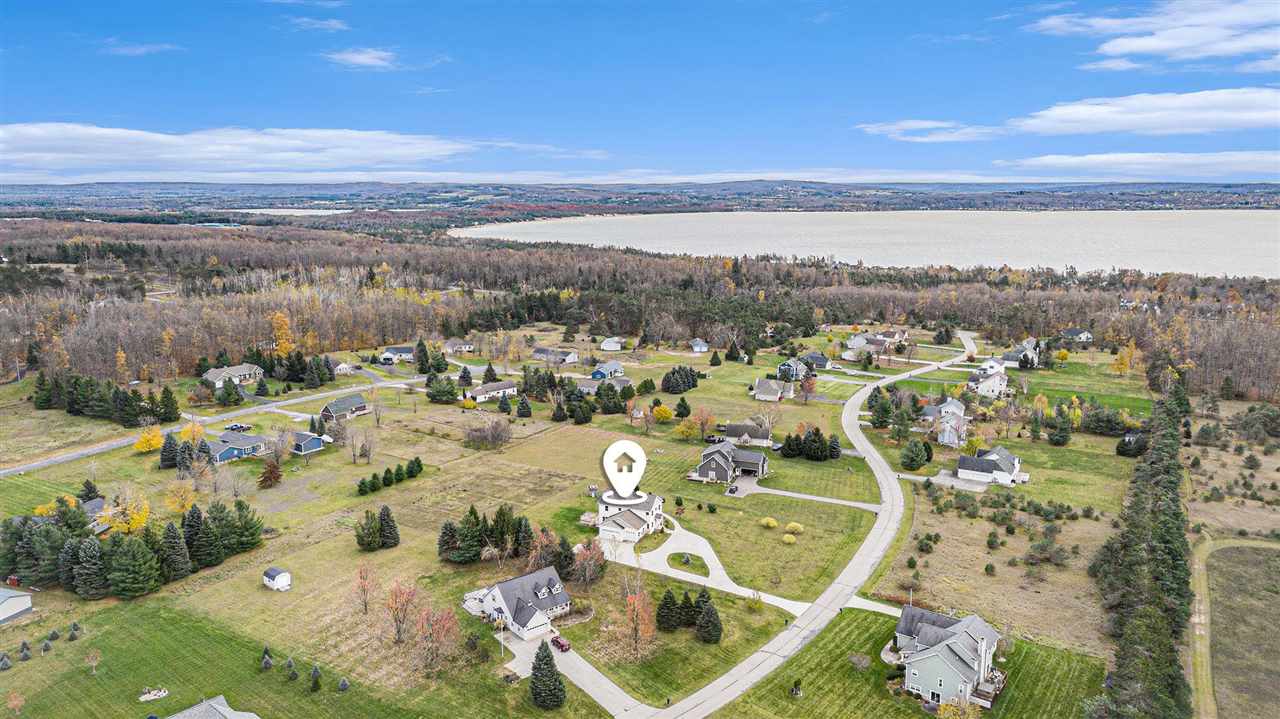 Harbor Springs, Michigan 49740, United States, 4 Bedrooms Bedrooms, ,3 BathroomsBathrooms,Residential,Active,240354