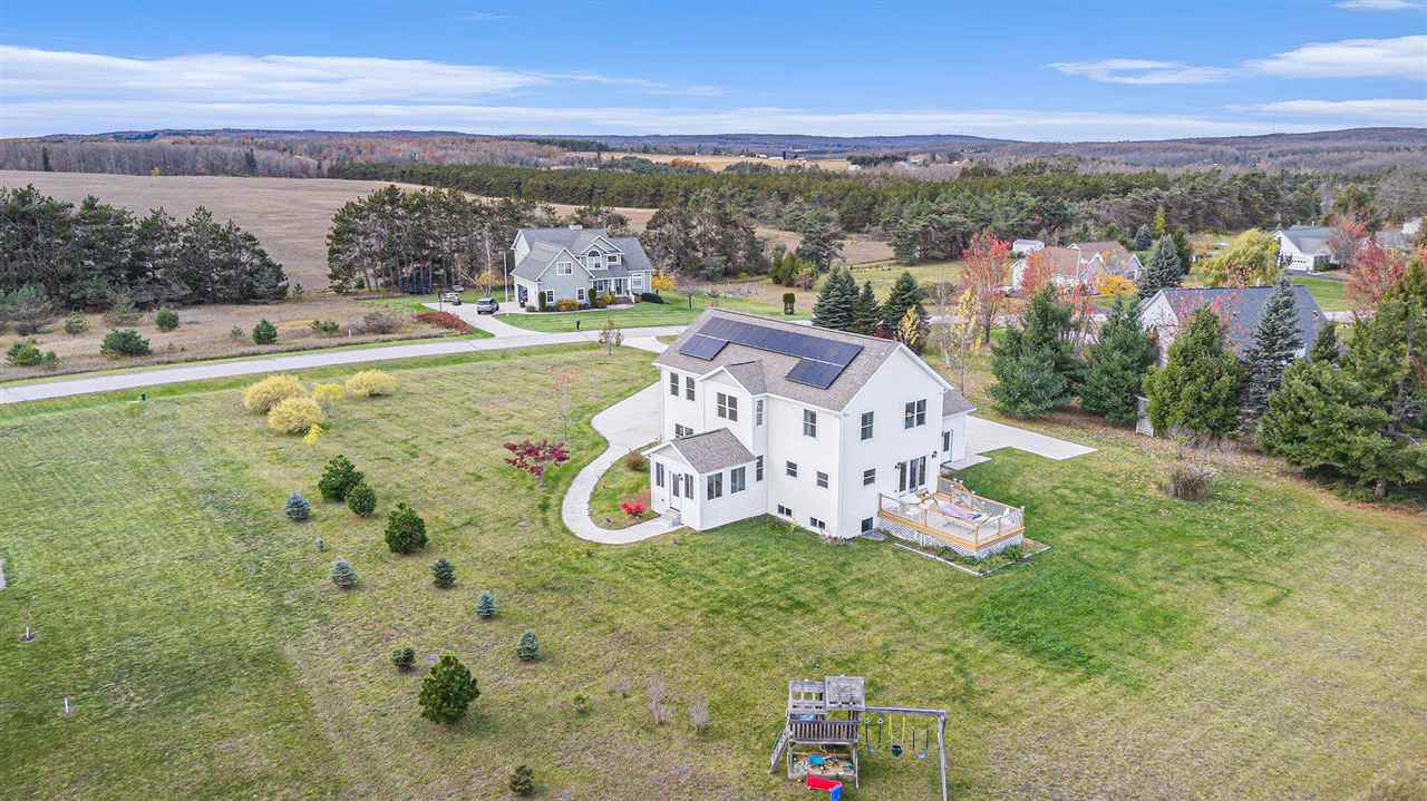 Harbor Springs, Michigan 49740, United States, 4 Bedrooms Bedrooms, ,3 BathroomsBathrooms,Residential,Active,240354