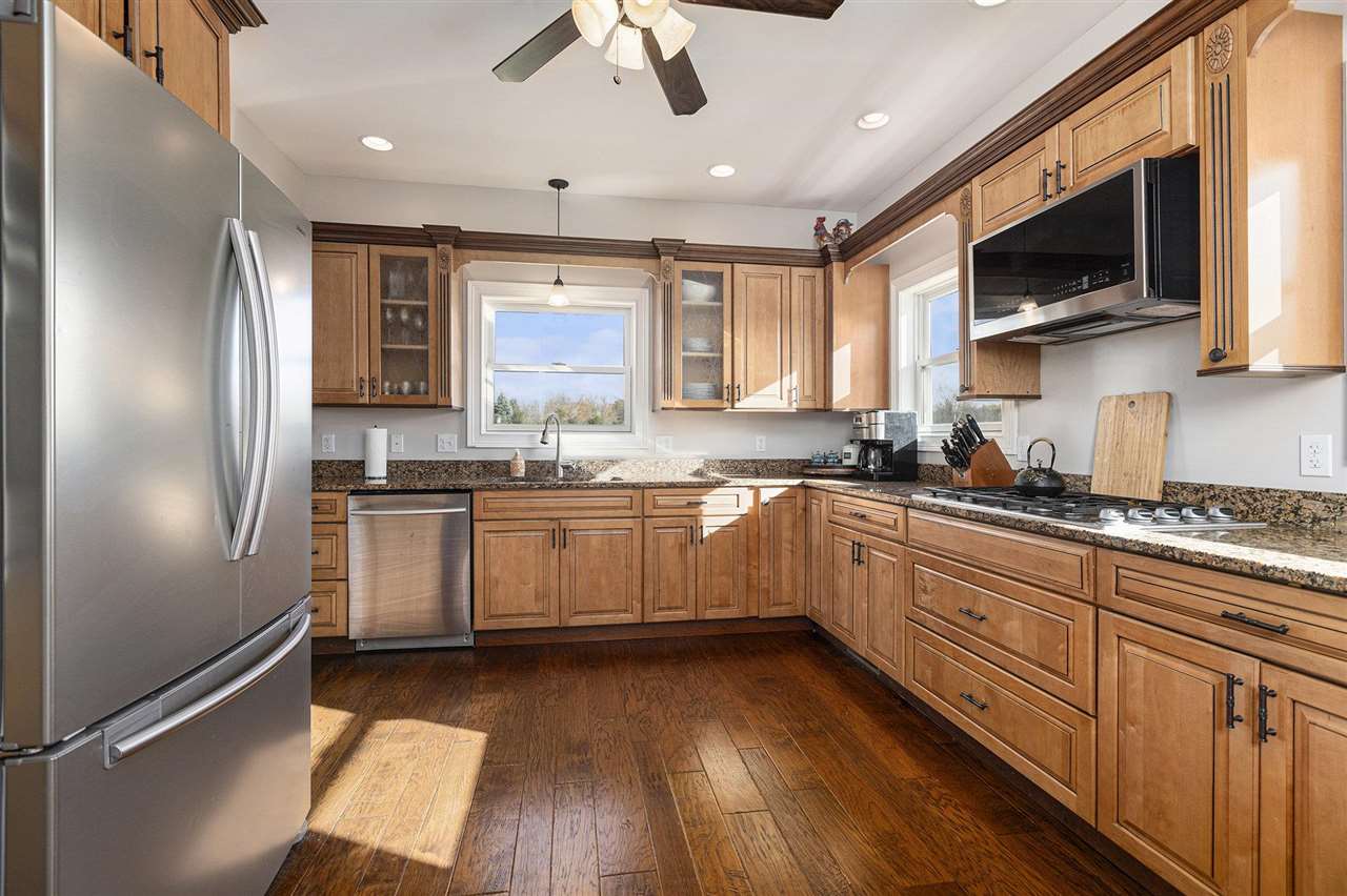 Harbor Springs, Michigan 49740, United States, 4 Bedrooms Bedrooms, ,3 BathroomsBathrooms,Residential,Active,240354