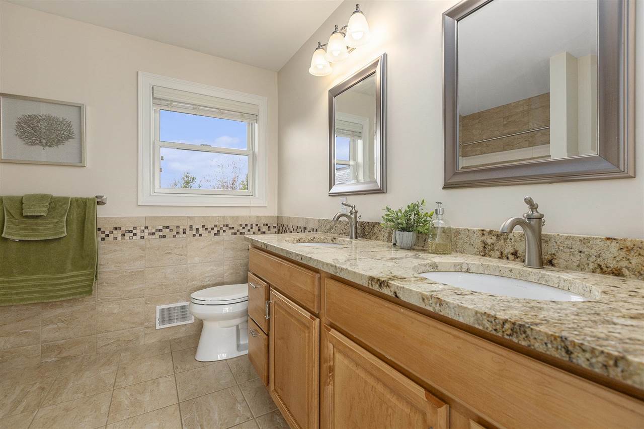 Harbor Springs, Michigan 49740, United States, 4 Bedrooms Bedrooms, ,3 BathroomsBathrooms,Residential,Active,240354