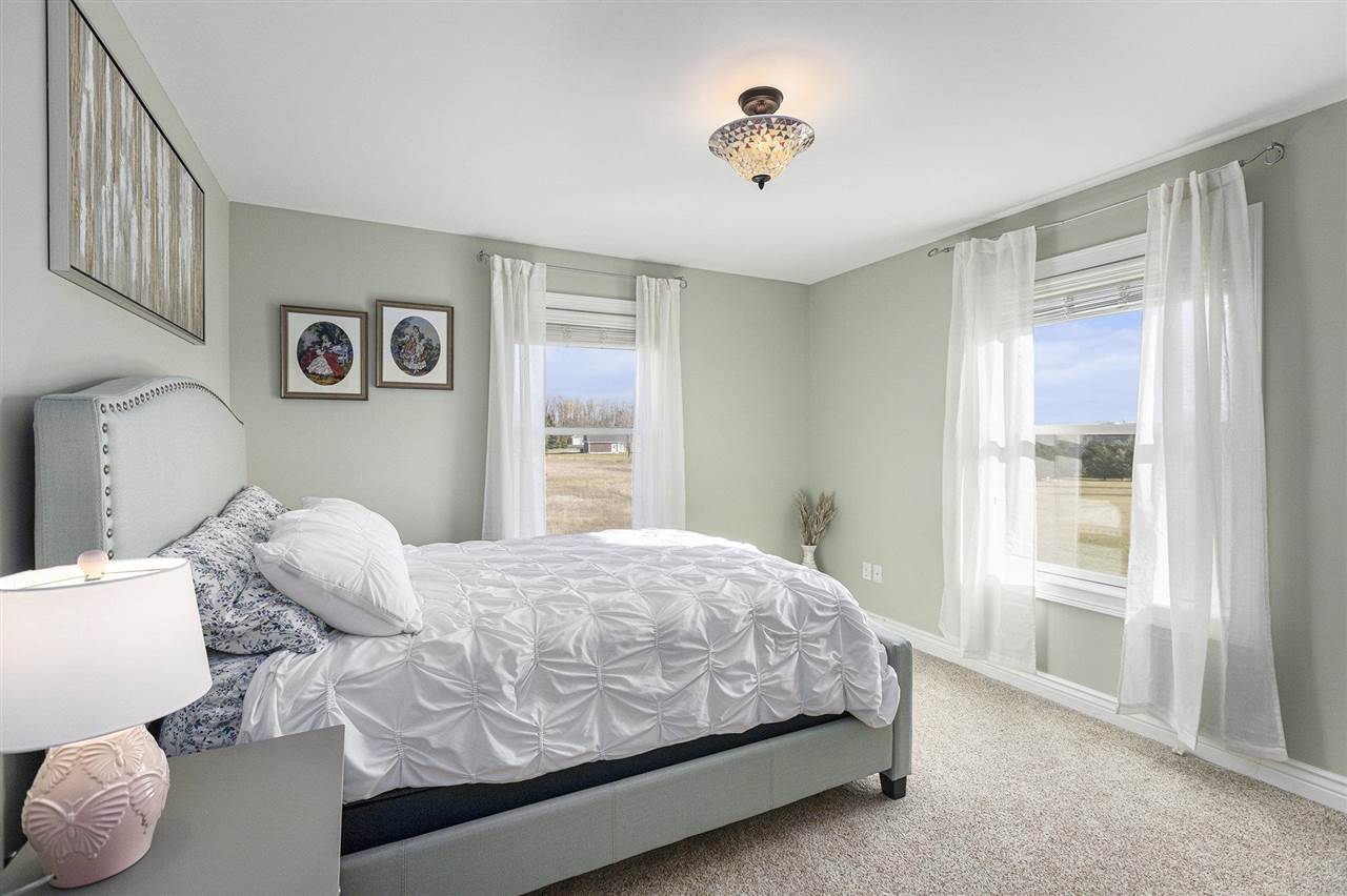 Harbor Springs, Michigan 49740, United States, 4 Bedrooms Bedrooms, ,3 BathroomsBathrooms,Residential,Active,240354