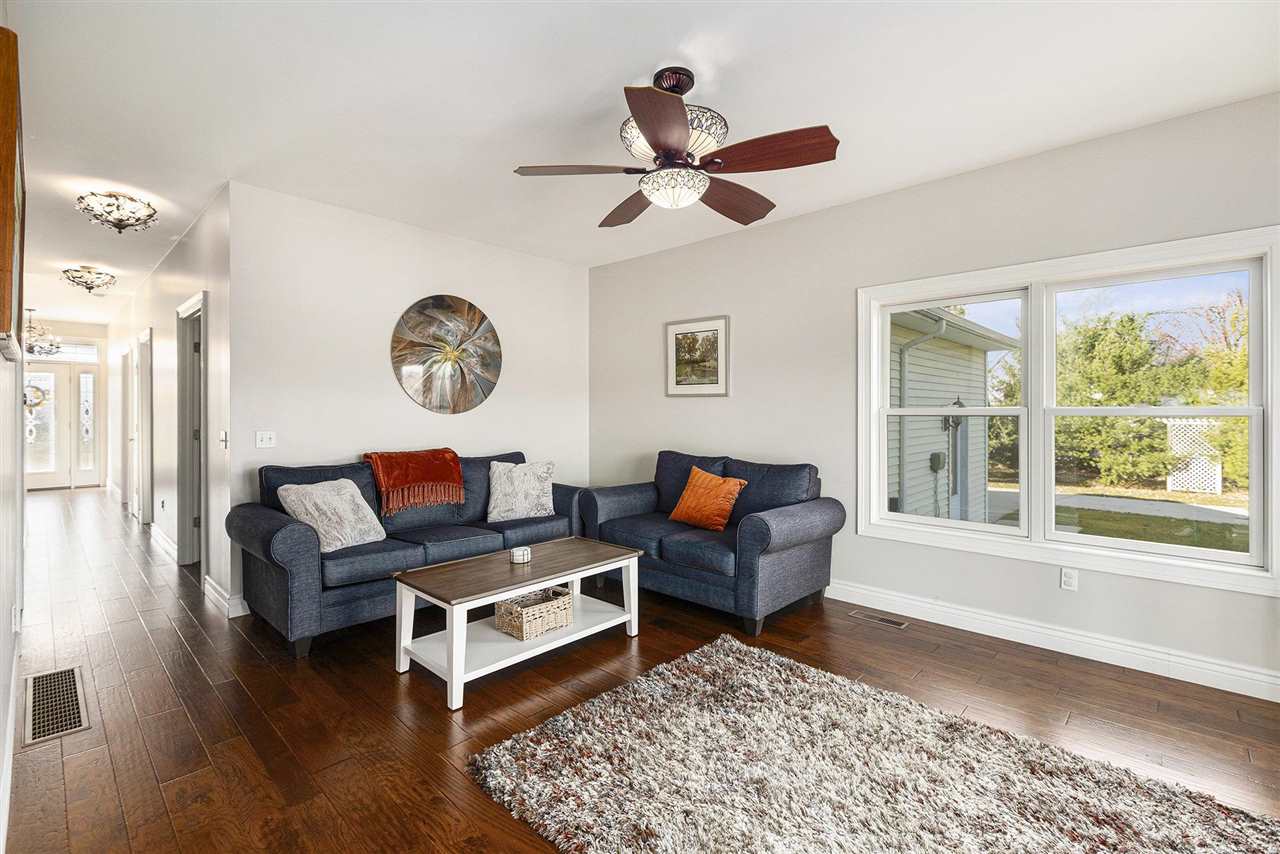 Harbor Springs, Michigan 49740, United States, 4 Bedrooms Bedrooms, ,3 BathroomsBathrooms,Residential,Active,240354