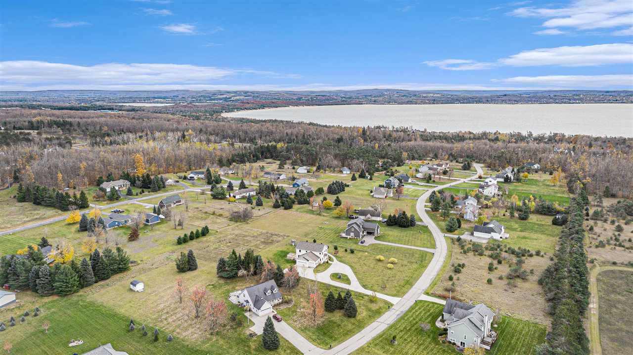 Harbor Springs, Michigan 49740, United States, 4 Bedrooms Bedrooms, ,3 BathroomsBathrooms,Residential,Active,240354
