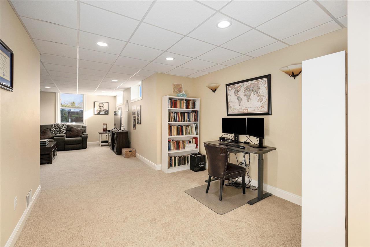 Harbor Springs, Michigan 49740, United States, 4 Bedrooms Bedrooms, ,3 BathroomsBathrooms,Residential,Active,240354