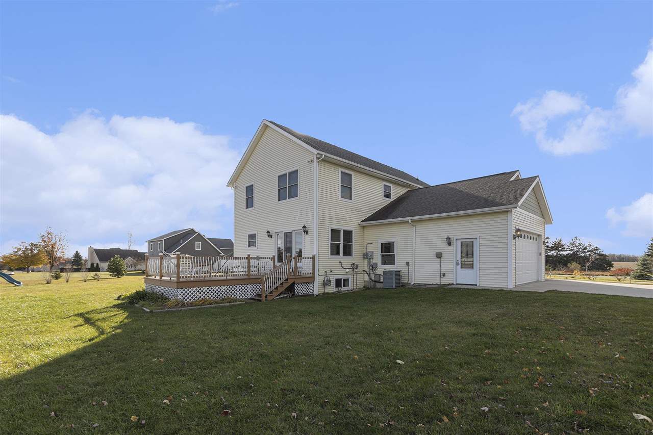 Harbor Springs, Michigan 49740, United States, 4 Bedrooms Bedrooms, ,3 BathroomsBathrooms,Residential,Active,240354