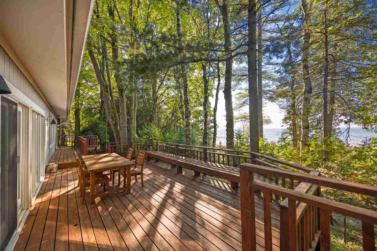 Charlevoix, Michigan 49720, United States, 4 Bedrooms Bedrooms, ,3 BathroomsBathrooms,Residential,Active,181520