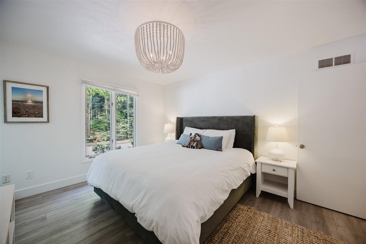 Charlevoix, Michigan 49720, United States, 4 Bedrooms Bedrooms, ,3 BathroomsBathrooms,Residential,Active,181520