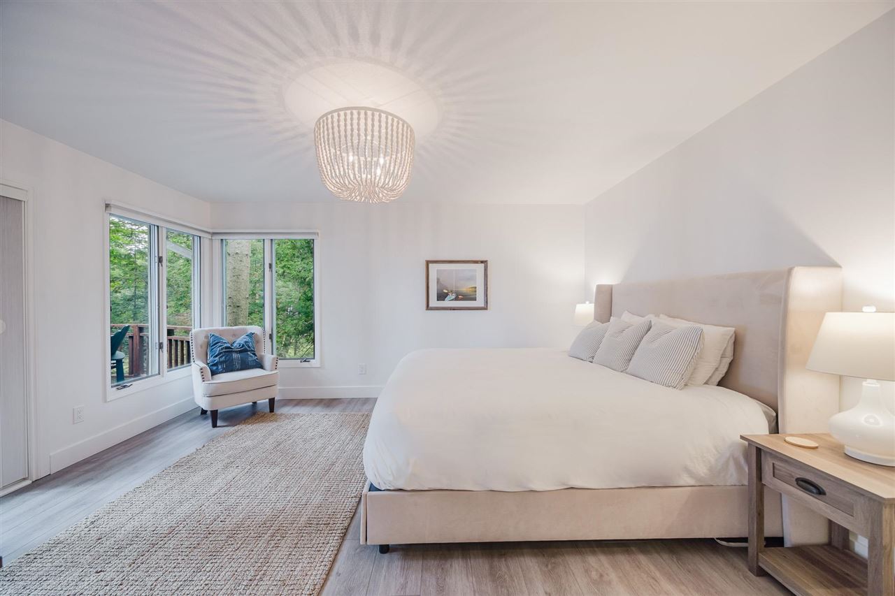 Charlevoix, Michigan 49720, United States, 4 Bedrooms Bedrooms, ,3 BathroomsBathrooms,Residential,Active,181520