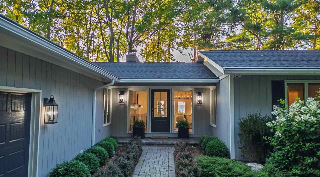 Charlevoix, Michigan 49720, United States, 4 Bedrooms Bedrooms, ,3 BathroomsBathrooms,Residential,Active,181520