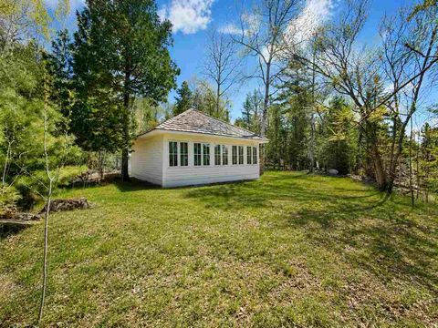 09294 Woods Road Charlevoix MI 49720