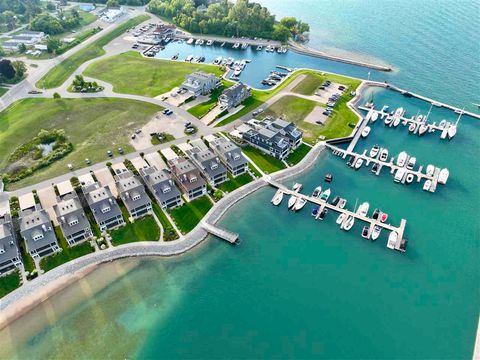 00924 Pointe Drive (pvt) Unit 49 Boyne City MI 49712