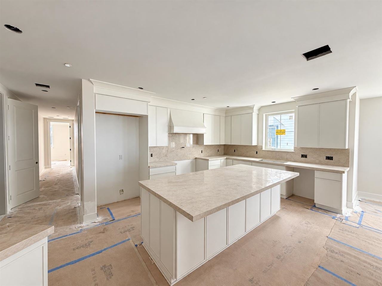 631 Lakeview Drive