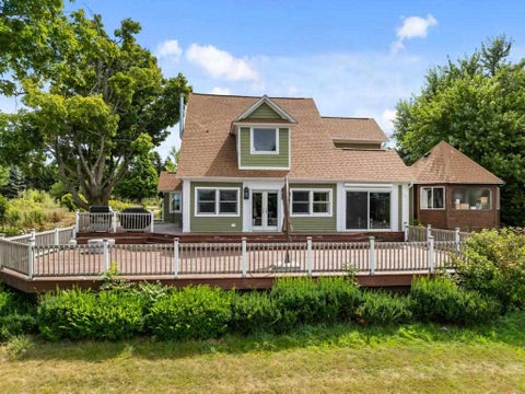 Photo for 2035 W Sheridan Road