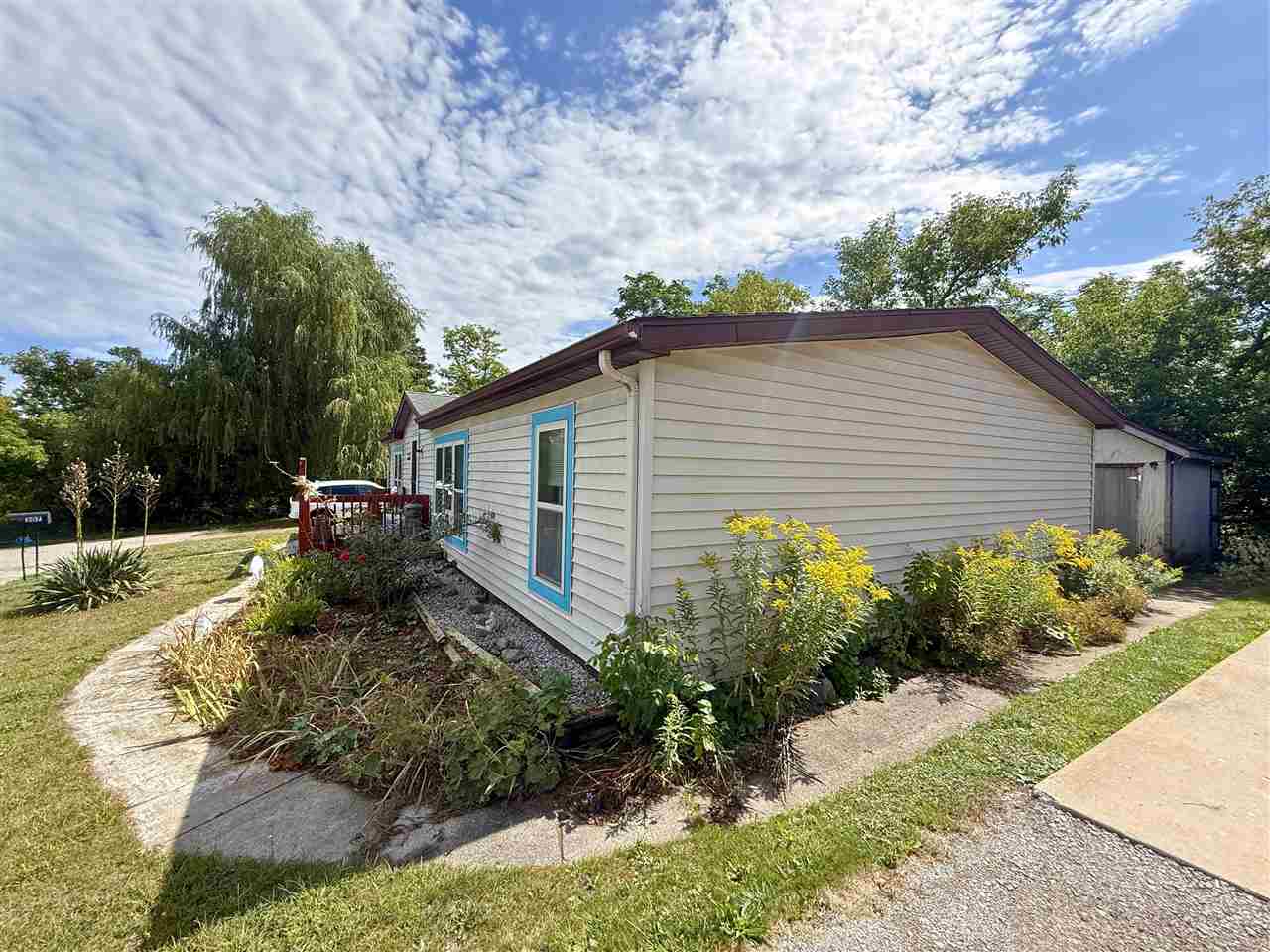 307 Lawrence Street