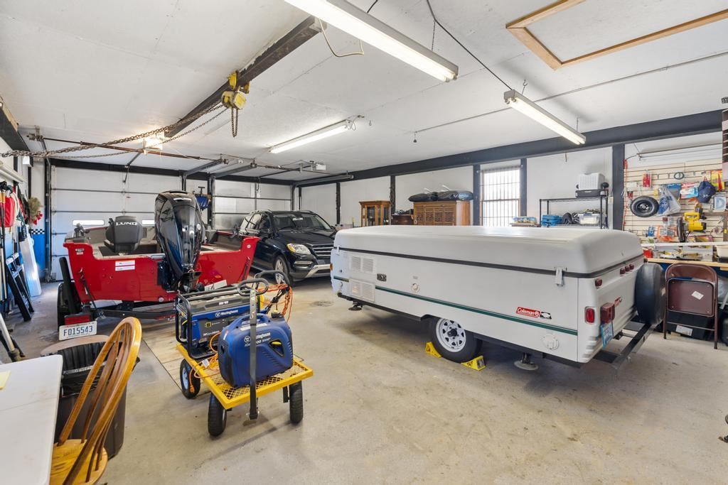 Petoskey, Michigan 49770, United States, 4 Bedrooms Bedrooms, ,2 BathroomsBathrooms,Residential,Active,31871