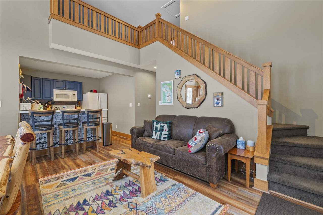 Boyne Falls, Michigan 49713, United States, 3 Bedrooms Bedrooms, ,3 BathroomsBathrooms,Residential,Active,5958