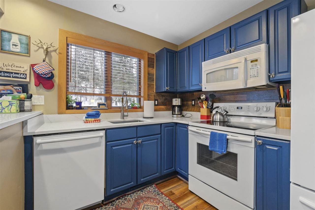 Boyne Falls, Michigan 49713, United States, 3 Bedrooms Bedrooms, ,3 BathroomsBathrooms,Residential,Active,5958