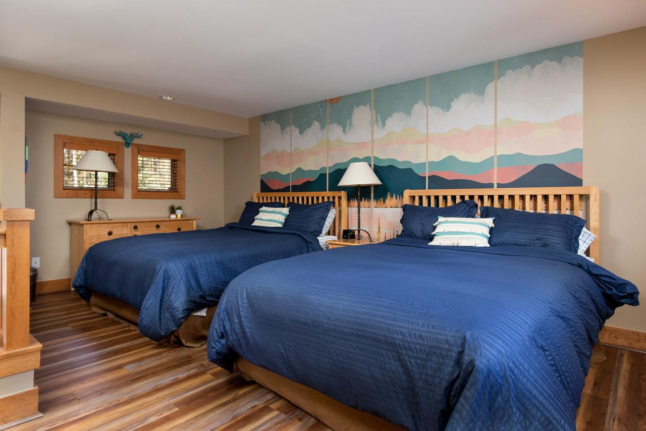 Boyne Falls, Michigan 49713, United States, 3 Bedrooms Bedrooms, ,3 BathroomsBathrooms,Residential,Active,5958