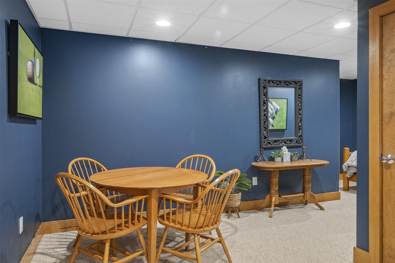 Boyne Falls, Michigan 49713, United States, 3 Bedrooms Bedrooms, ,3 BathroomsBathrooms,Residential,Active,5958