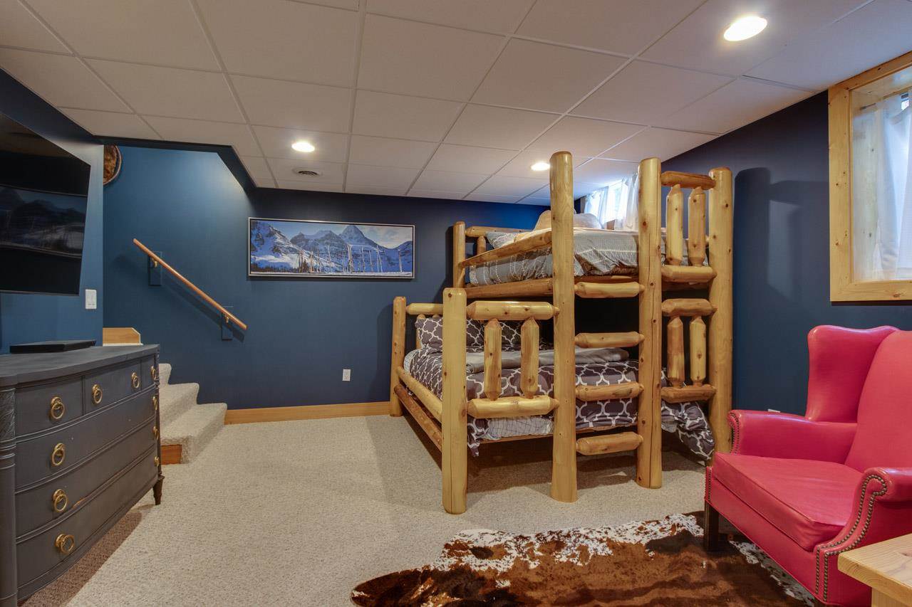 Boyne Falls, Michigan 49713, United States, 3 Bedrooms Bedrooms, ,3 BathroomsBathrooms,Residential,Active,5958