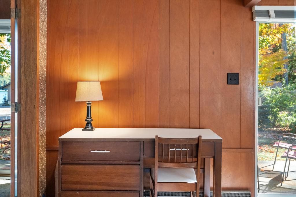 Charlevoix, Michigan 49720, United States, 4 Bedrooms Bedrooms, ,4 BathroomsBathrooms,Residential,Active,231634