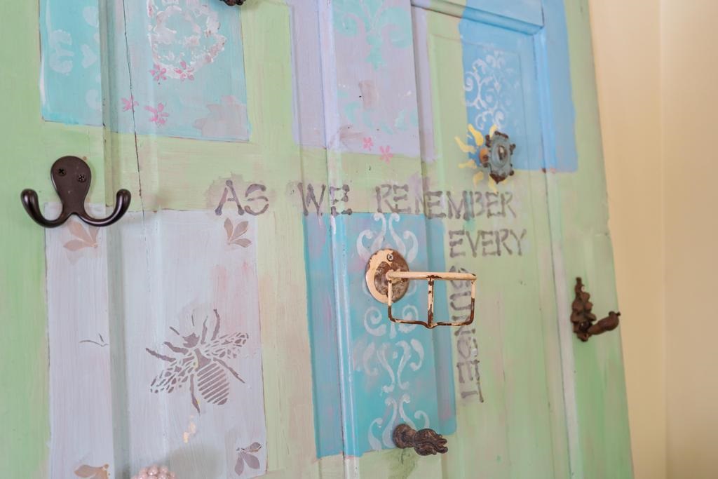 Harbor Springs, Michigan 49740, United States, 3 Bedrooms Bedrooms, ,3 BathroomsBathrooms,Residential,Active,229448