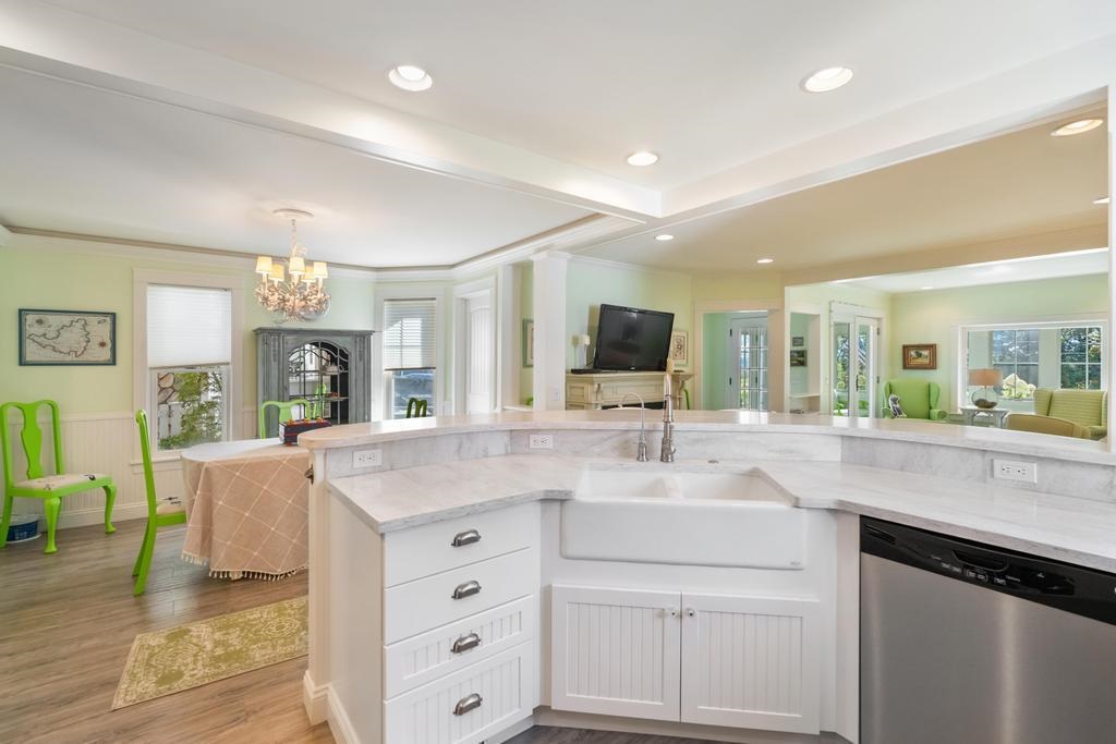 Harbor Springs, Michigan 49740, United States, 3 Bedrooms Bedrooms, ,3 BathroomsBathrooms,Residential,Active,229448