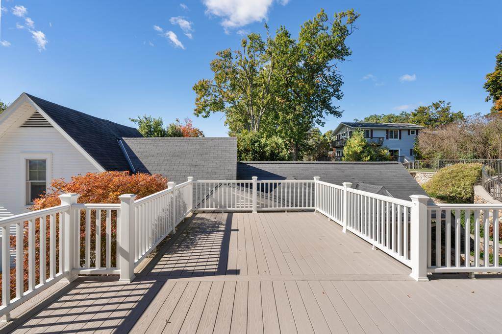 Harbor Springs, Michigan 49740, United States, 3 Bedrooms Bedrooms, ,3 BathroomsBathrooms,Residential,Active,229448