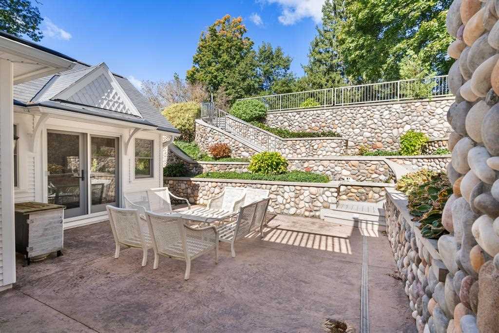 Harbor Springs, Michigan 49740, United States, 3 Bedrooms Bedrooms, ,3 BathroomsBathrooms,Residential,Active,229448