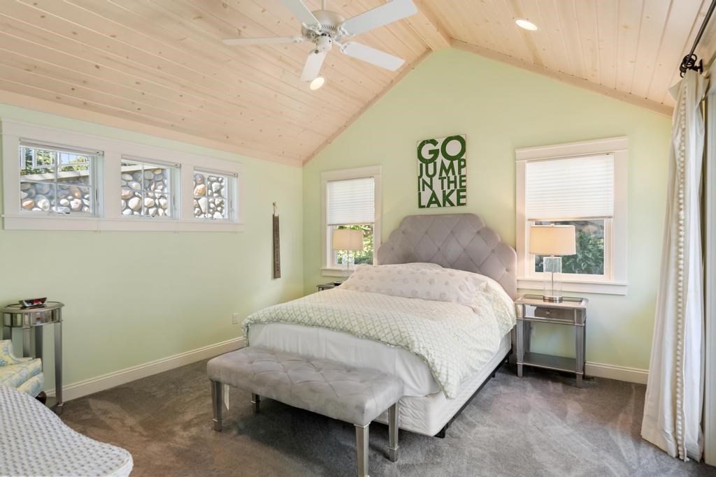 Harbor Springs, Michigan 49740, United States, 3 Bedrooms Bedrooms, ,3 BathroomsBathrooms,Residential,Active,229448