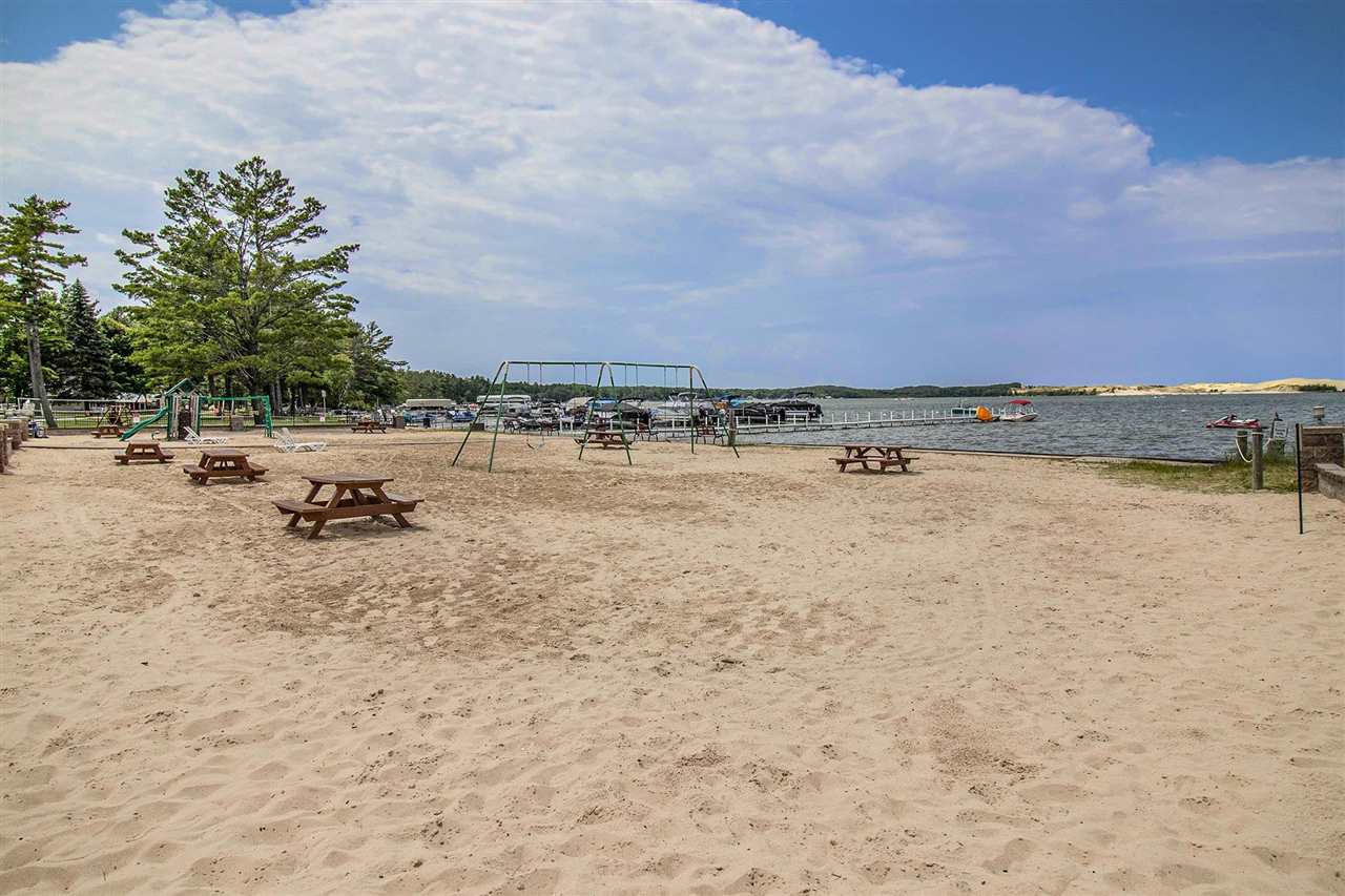 Mears, Michigan 49436, United States, 74 Bedrooms Bedrooms, ,75 BathroomsBathrooms,Commercial,Active,71600