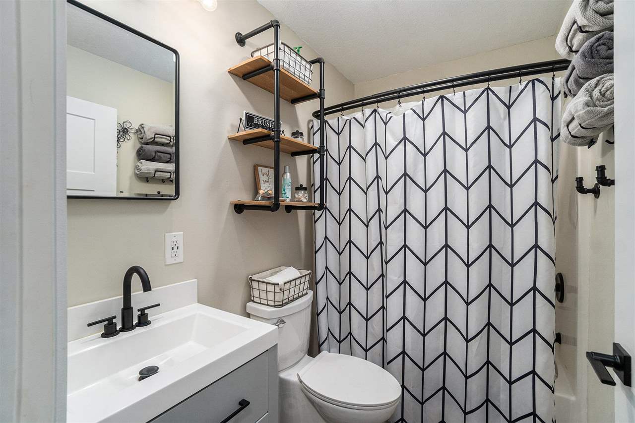 Boyne City, Michigan 49712, United States, 4 Bedrooms Bedrooms, ,2 BathroomsBathrooms,Residential,Active,140763