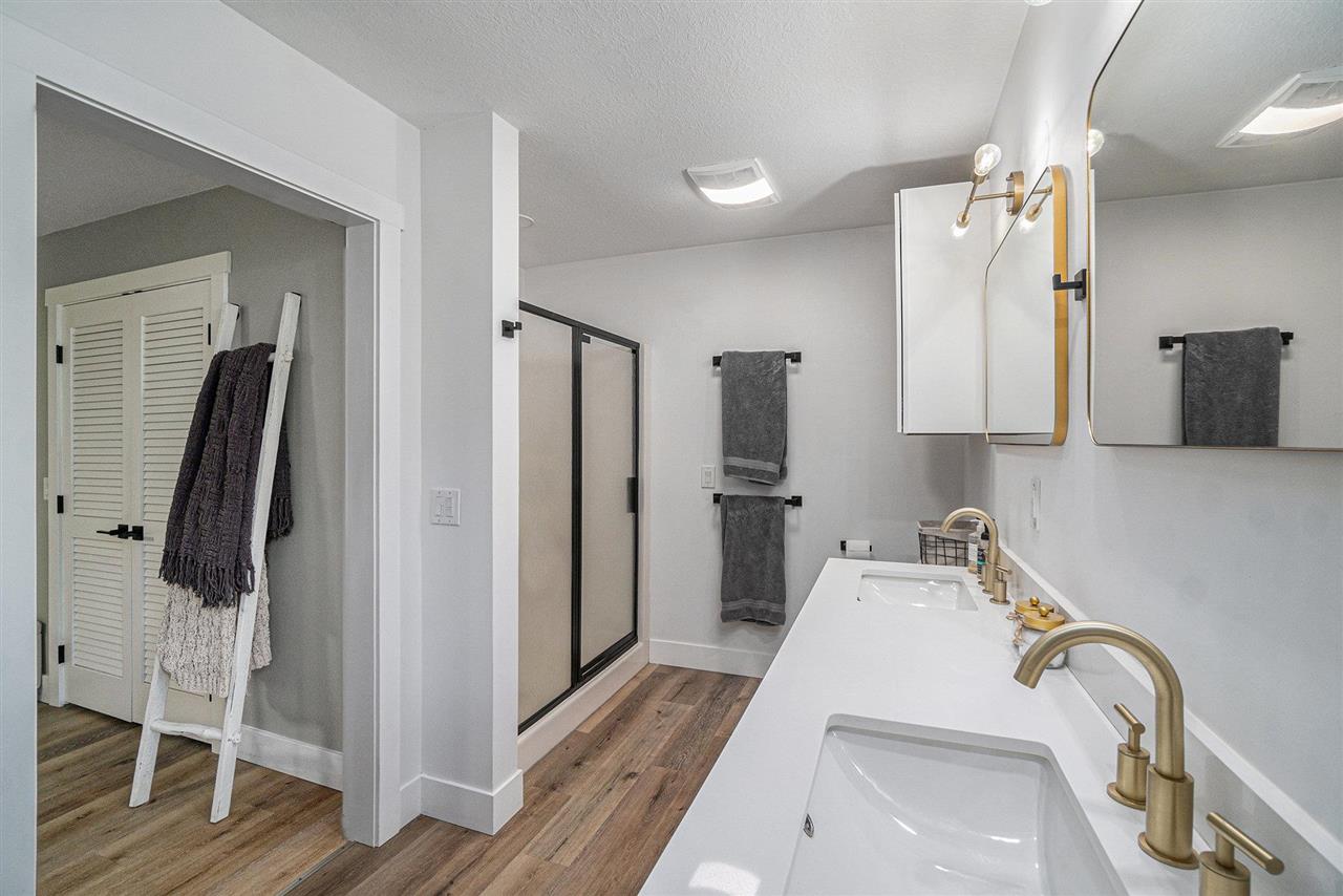 Boyne City, Michigan 49712, United States, 4 Bedrooms Bedrooms, ,2 BathroomsBathrooms,Residential,Active,140763